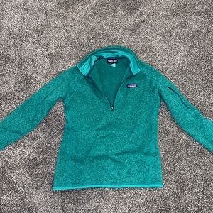 Patagonia quarter zip.